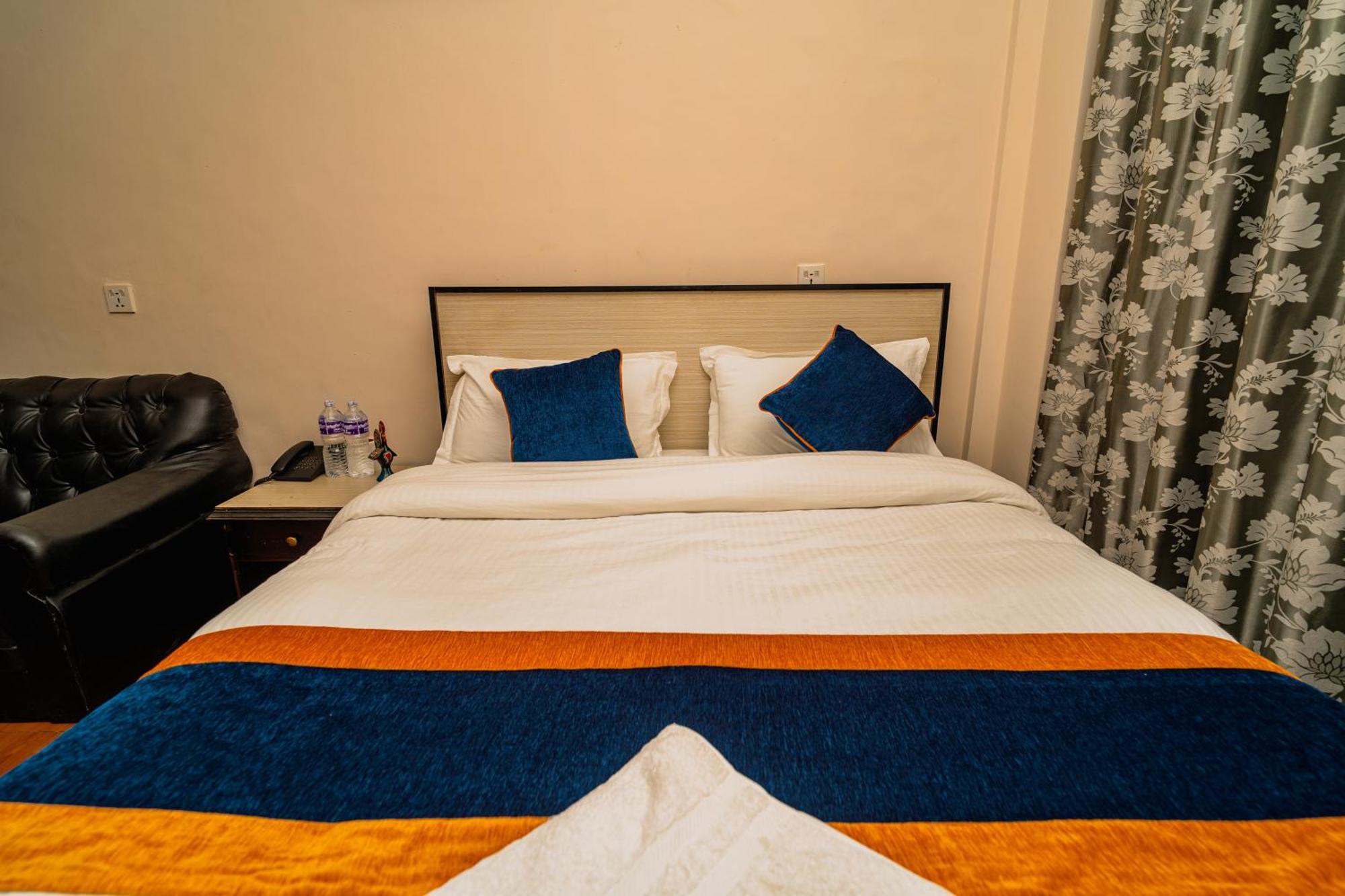 Karma Travellers Home Katmandu Eksteriør bilde